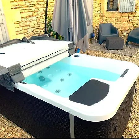 Petit Paradis De Baran Romantic Stone With Hot Tub Near Sarlat * Finsac